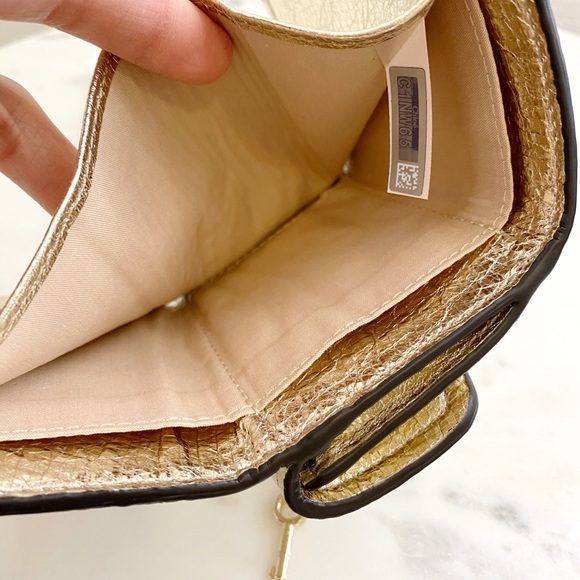 NWT Chloe Mini Metallic Trifold Wallet - Picture 6 of 16